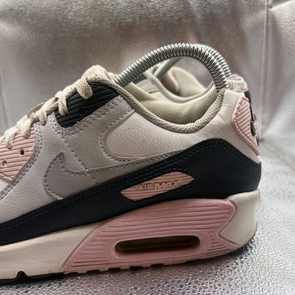 Size 7Y Nike Air Max 90 White Pink Kids Athletic Sneaker Shoes HF6358-104 - Picture 8 of 11